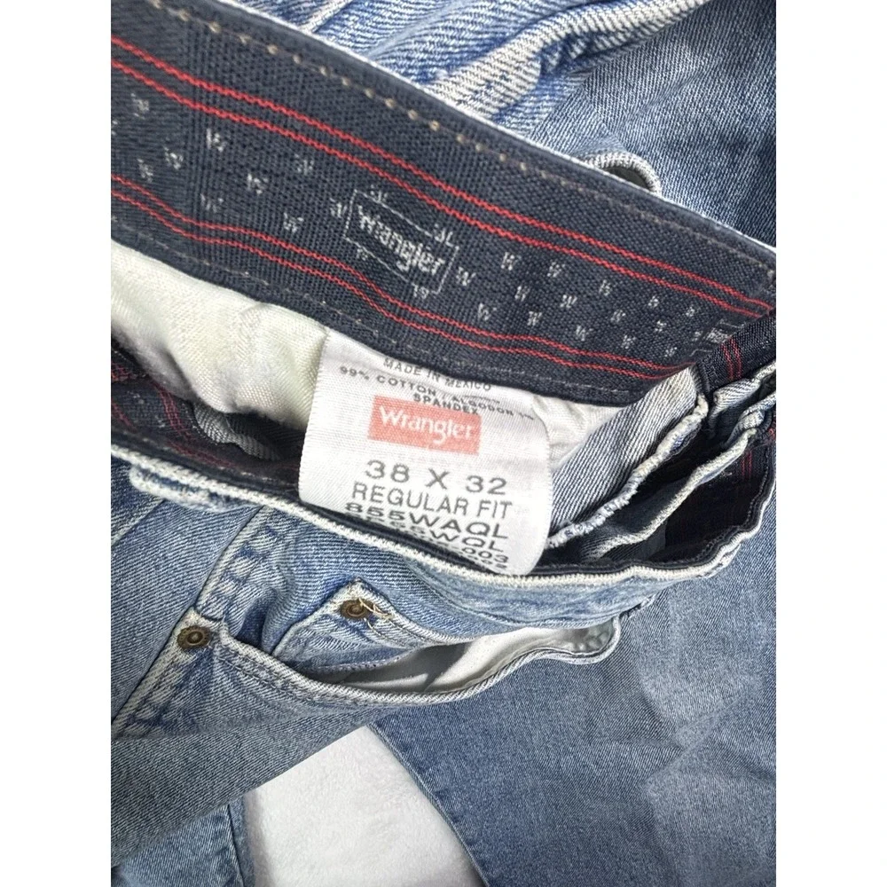 Wrangler Jeans Mens 38x32 Blue Relaxed Fit Straight Leg Premium Denim 97601VR